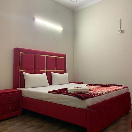 Eden Plus Executive Hotel Lahore Exteriér fotografie